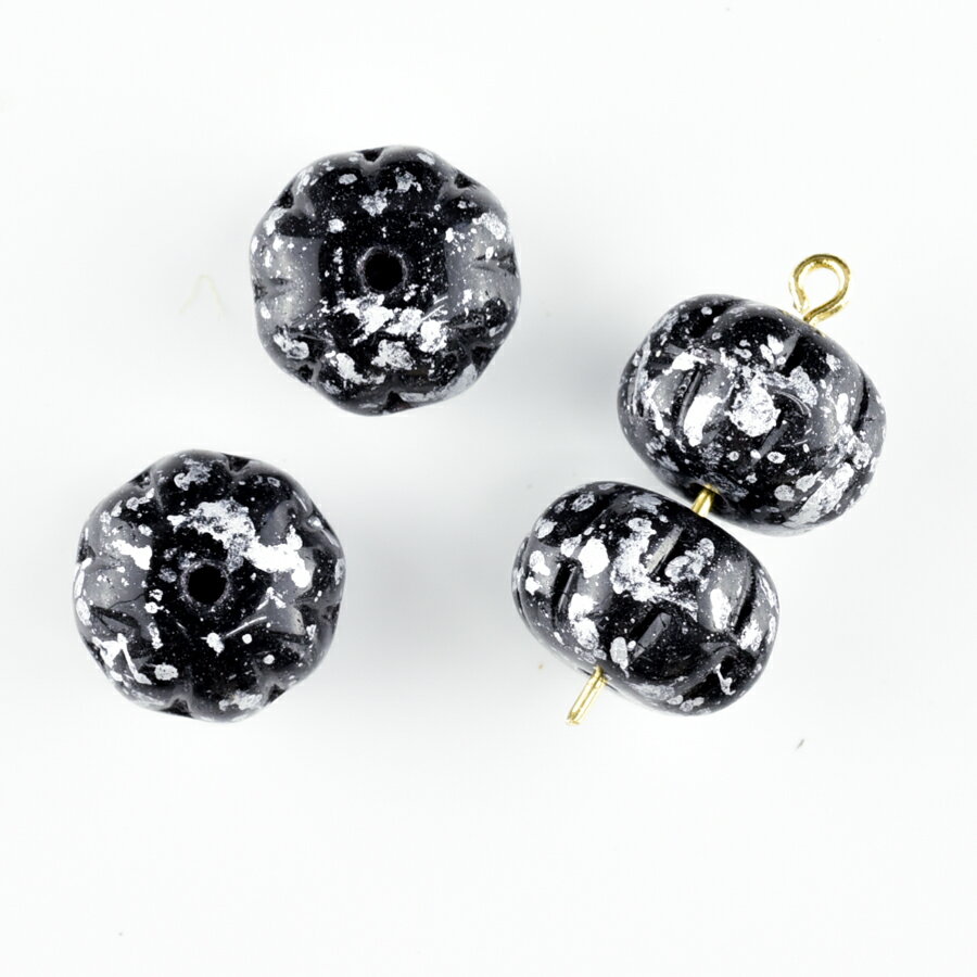【期間限定50%OFF】【4個】パンプキン カボチャ ブラック×ホワイト 黒系 ブラック 約11mm ハンドメイド 手芸 材料 ピアス ネックレス チェコガラス ビーズ パーツ チェコビーズ ガラスビーズ アクセサリー