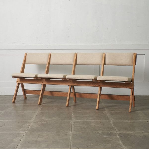 張替済 レア 英国 アンティーク 4連 シネマベンチ ストリップド 加工 折りたたみ 椅子 フォールディング チェア 長椅子 イギリス IZ83374N