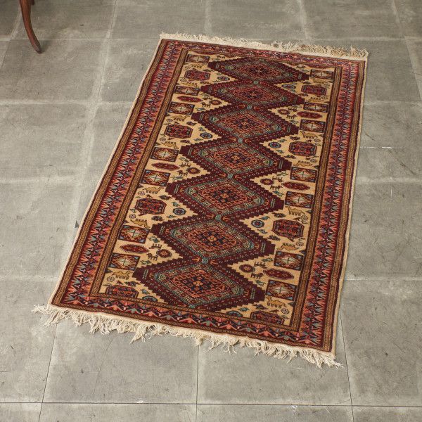 ウール 手織り ラグ マット W1710xD940mm 敷物 装飾 段通 玄関 応接 絨毯 カーペット ディスプレイ 幾..