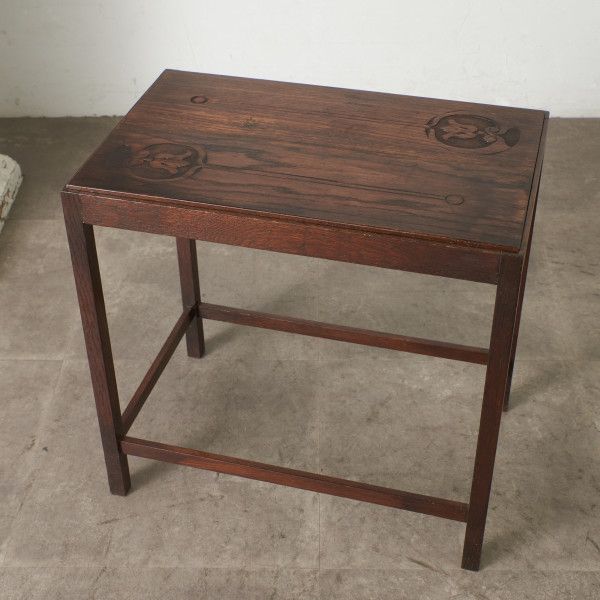 英国 クラシック サイドテーブル ウォールナット リバーシブル 天板 アーツ アンド クラフツ コンソール オケージョナル 飾り台 IZ93301N