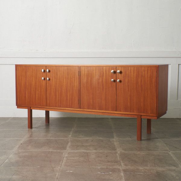 デンマーク サイドボード チーク 北欧 ヴィンテージ ミッドセンチュリー リビングボード Lloyd's Antiques ロイズアンティークス IZ95722Fのサムネイル