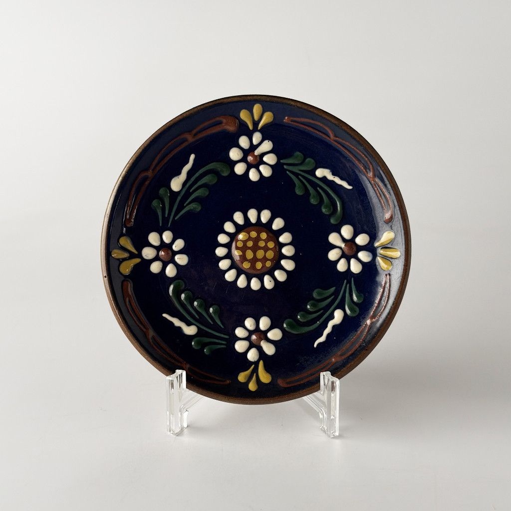 Rakuten - 英国 ヴィンテージ プレート 食器 皿 飾り皿 オブジェ ネイビー 陶器 雑貨 壁掛け 器 ディスプレイ 装飾用 工芸品 花模様 62029