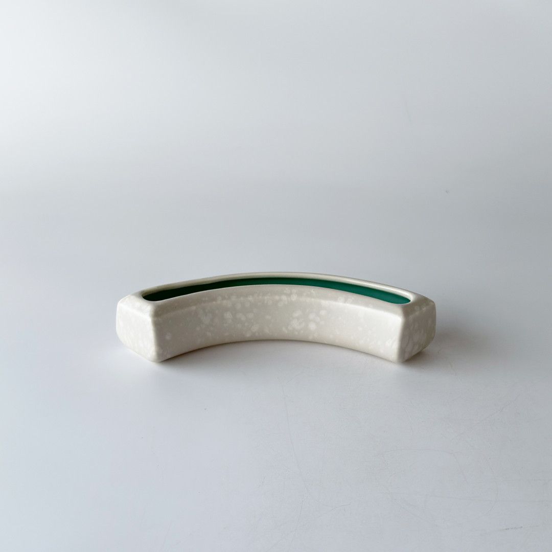 Rakuten - Poole Pottery プールポタリー Twintone フラワーベース Curved Half Moon 花器 オブジェ 置物 小物入れ ツイントーン 英国 陶器 77968