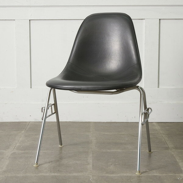 Rakuten - Herman Miller イームズ サイドシェルチェア ヴィンテージ スタッキングベース FRP Eames 椅子 ハーマンミラー ビンテージ 名作 96072