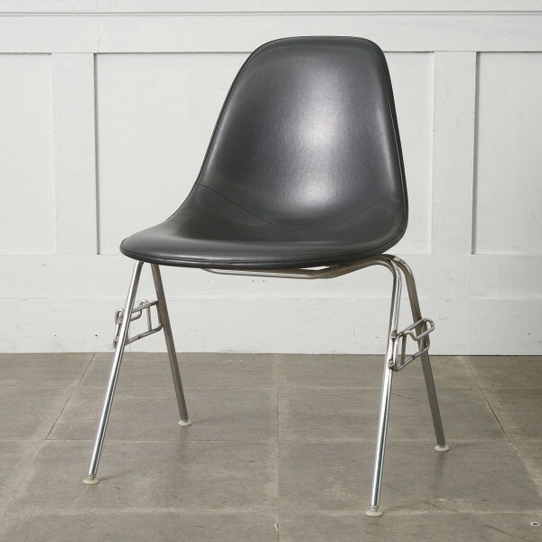 Rakuten - Herman Miller イームズ サイドシェルチェア ヴィンテージ スタッキングベース FRP Eames 椅子 ハーマンミラー ビンテージ 名作 97227