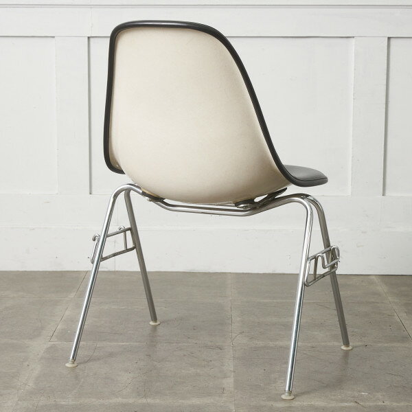 Herman Miller イームズ サイドシェルチェア ヴィンテージ スタッキングベース FRP Eames 椅子 ハーマンミラー ビンテージ 名作 97496 [3]