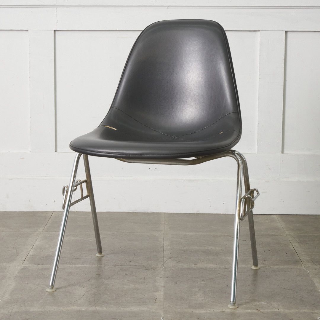 Rakuten - Herman Miller イームズ サイドシェルチェア ヴィンテージ スタッキングベース FRP Eames 椅子 ハーマンミラー ビンテージ 名作 97501