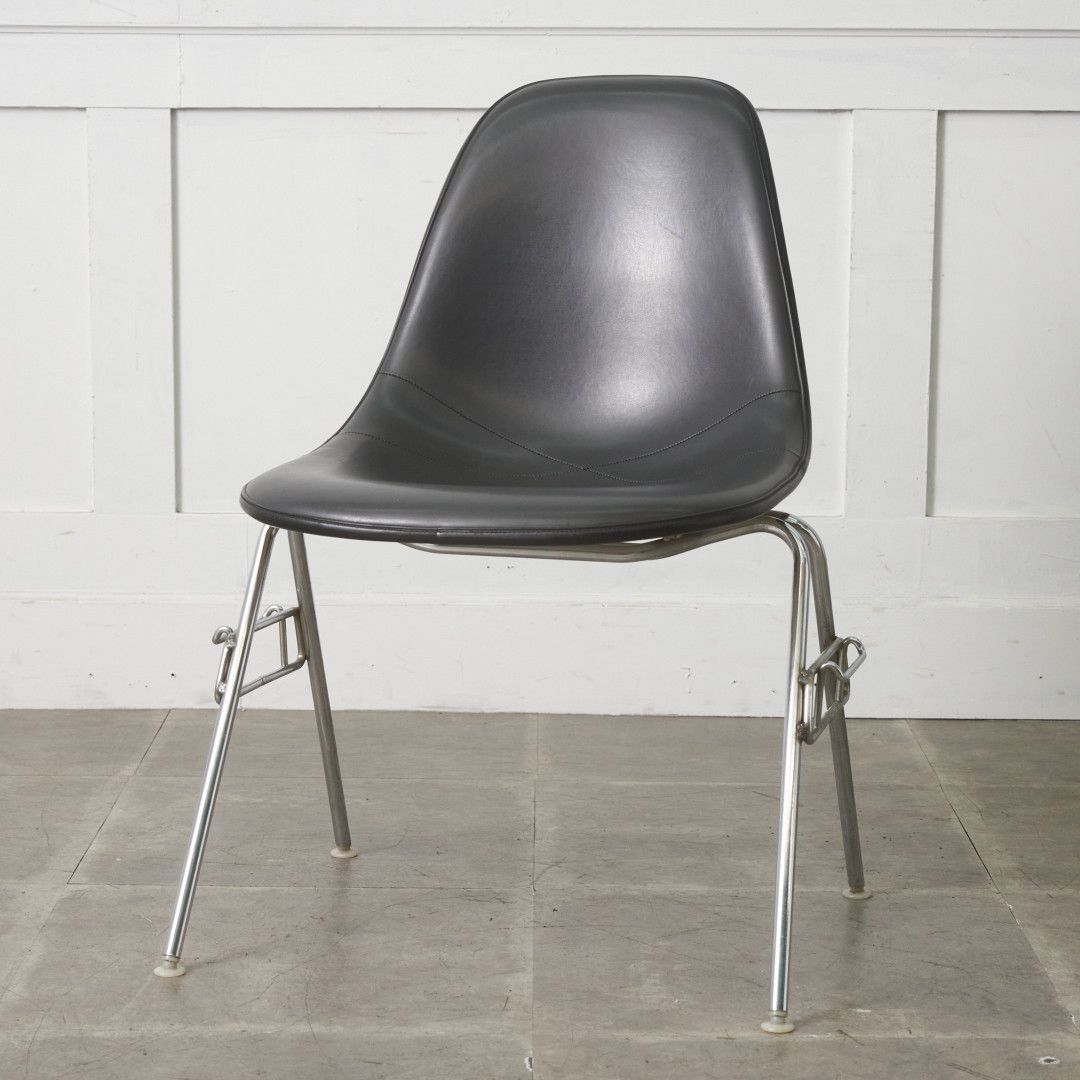 Rakuten - Herman Miller イームズ サイドシェルチェア ヴィンテージ スタッキングベース FRP Eames 椅子 ハーマンミラー ビンテージ 名作 97522