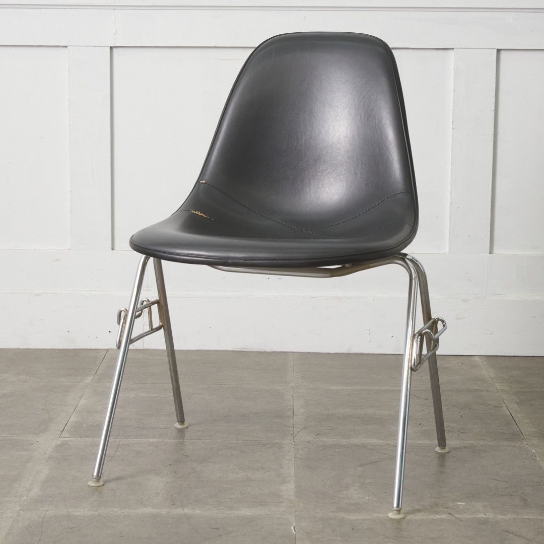 Rakuten - Herman Miller イームズ サイドシェルチェア ヴィンテージ スタッキングベース FRP Eames 椅子 ハーマンミラー ビンテージ 名作 97523