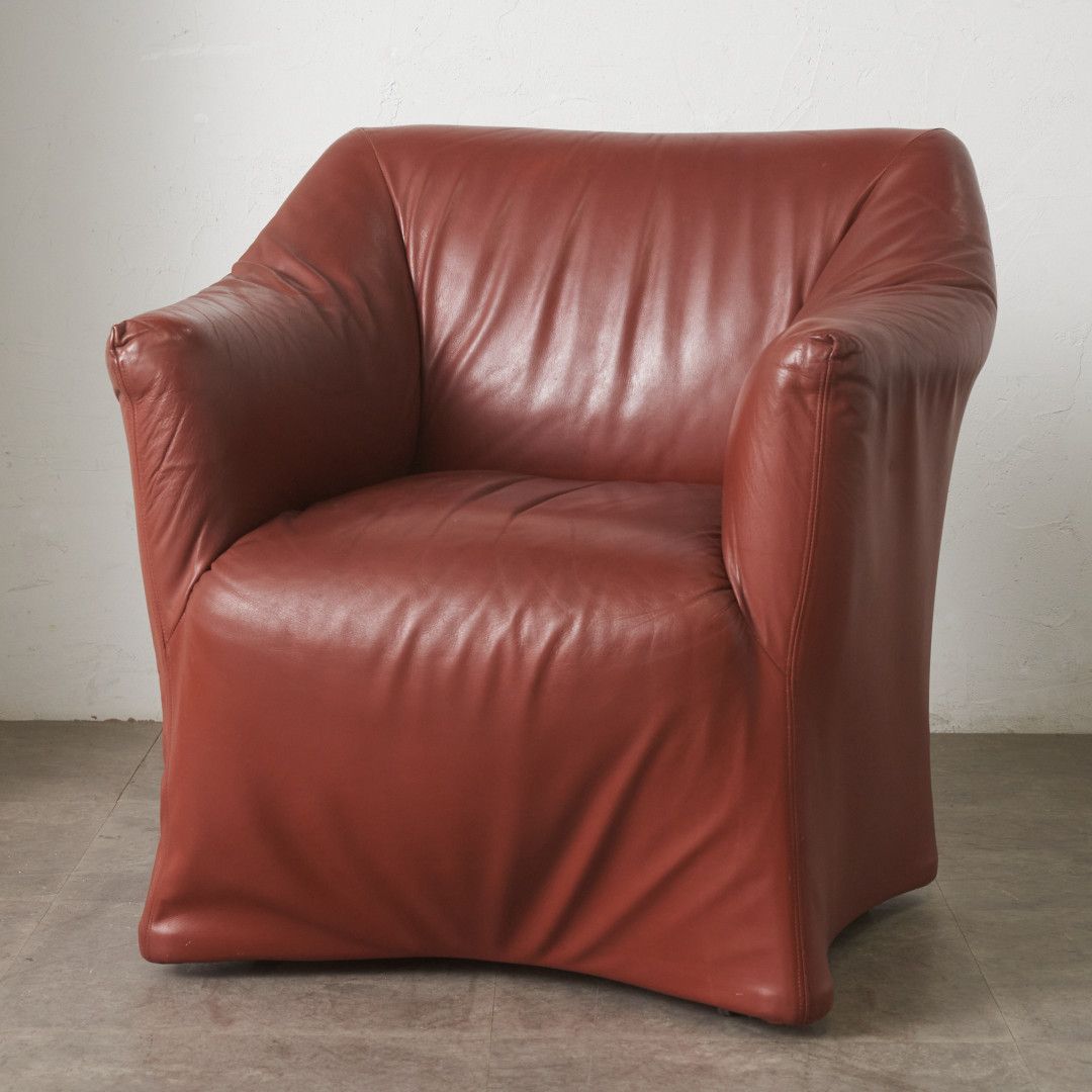 定82万〜 Cassina 684 PICCOLA TENTAZIONE ラウンジアームチェア ソファ 椅子 イー...