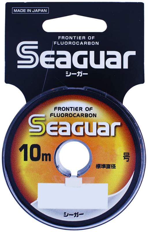クレハ シーガー 10m 0.4-1号 KUREHA長さ10mのシーガー釣り糸: 理想的な長さで、さまざまな釣り場で使えます。ポリフッ化ビニリデン素材: 強靭でしなやかな素材で、釣りのストレスから守ります。フロロカーボンタイプ: 高い強度と柔軟性を実現し、釣りの感触を最大限に楽しめます。クリアカラー: 釣り糸の姿勢を確認しやすく、釣りの精度を向上させます。多目的使用可能: 船釣りから投げ釣り、ソルトルアーのリーダーまで、さまざまな釣りスタイルに対応します。