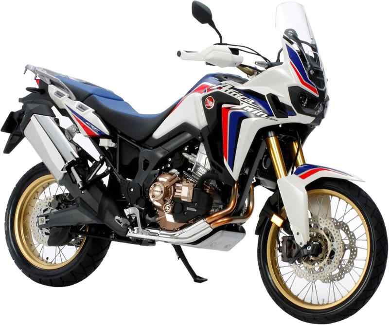 タミヤ 1/6 オートバイシリーズ No.42 ホンダ CRF1000L アフリカツイン プラモデル 16042組み立て塗装が必要なプラモデル。別途、工具、塗料等が必要。完成時サイズ:全長389mm/全幅158mmヘッドライトリフレクター、マフラーカバー、バックミラー面、フロントカウルのエンブレムなどには光沢メッキパーツを使用。スロットルワイヤー、ブレーキホースなどにはビニールパイプを使用。2種類のマーキング用スライドマークと塗り分け用マスクシールもセット。