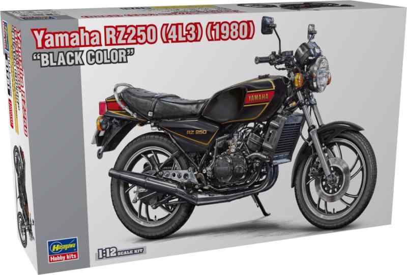 ハセガワ 1/12 ヤマハ RZ250 (4L3) (1980) “ブラックカラー” プラモデル 21781 (オートバイ)組み立て塗装が必要なプラモデル。別途、接着剤や工具、塗料等が必要。1/12スケール未塗装プラスチック組み立てキット完成時サイズ:174×65.5mm部品数:140点