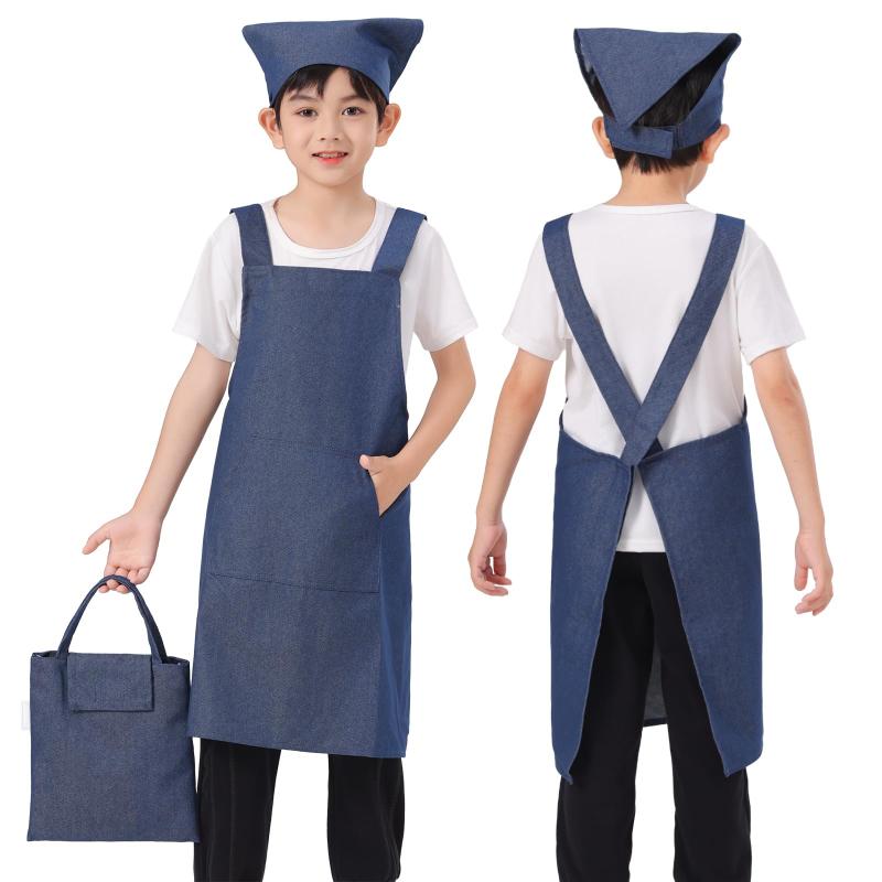 [BIGHAS] キッズ エプロン 3点セット 子供 三角巾 巾着バッグ 肩掛け バッククロス 無地 男の子 女の子 サイズ調整可能 しわになりにくい疲れにくい肩掛けタイプのエプロンに三角巾、巾着バッグも付く3点セットです。エプロンは子供でも着脱やサイズ調整が楽なマジックテープ仕様、三角巾も装着しやすく、ずれにくいマジックテープ仕様になります。BIGHASブランドのエプロンは軽くて汚れにくい、縮みにくい、ヨレにくい特徴を持つエプロンに一番適していると言われる素材を使用しております。洗濯しても色落ちせず、シワにもなりにくいです。 薄くて透けたり厚くて重かったりしないように計算して作られています。ネームタグ付きの3サイズから選べるので、身長100、110、120、130、140、150cmの幼児、小学生、中学生、低学年、高学年生のお子様におすすめです。幼稚園、保育園、小学校、学校の行事、料理教室、図工、絵画、陶芸などいろんなシチュエーションに使用できるシンプルかつかわいキッズエプロンです。