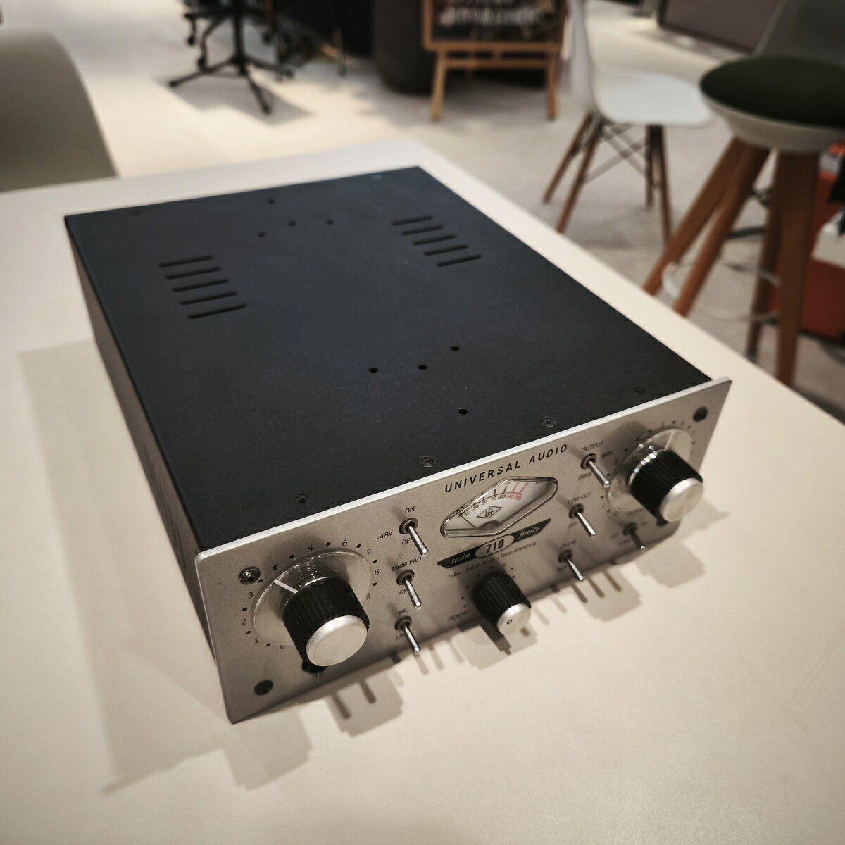 Universal Audio 710 Twin-Finity