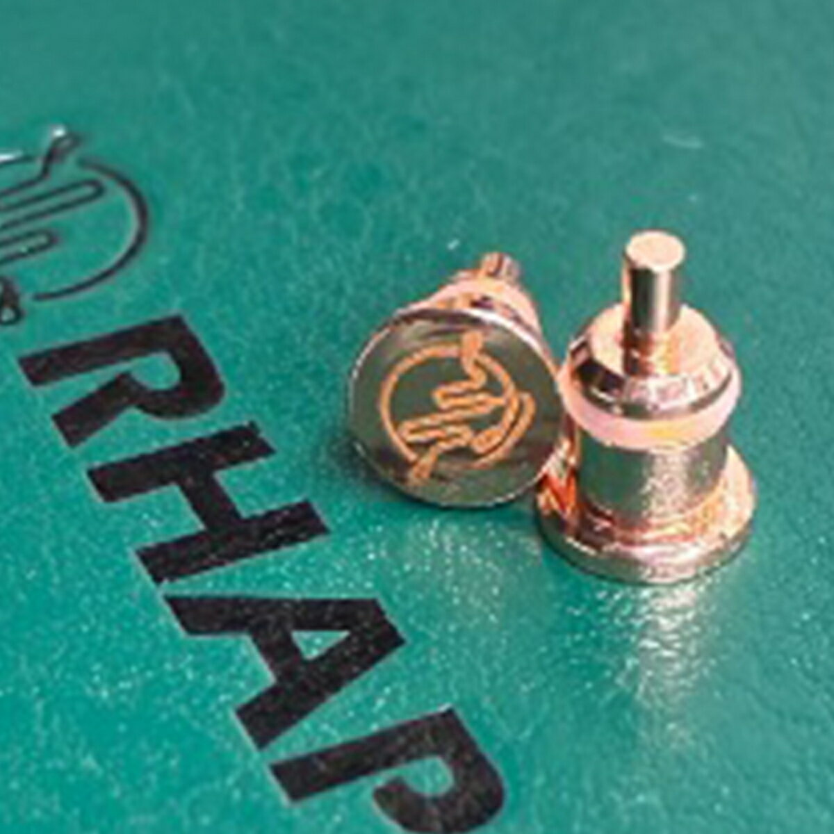 Rhapsodio Quantum Anti Dust Plug