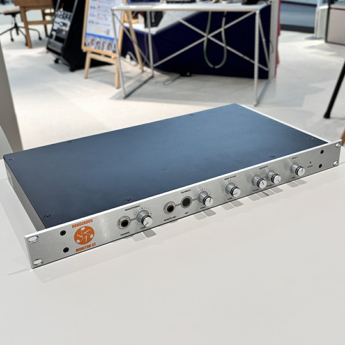 【中古】Dangerous Music Monitor ST