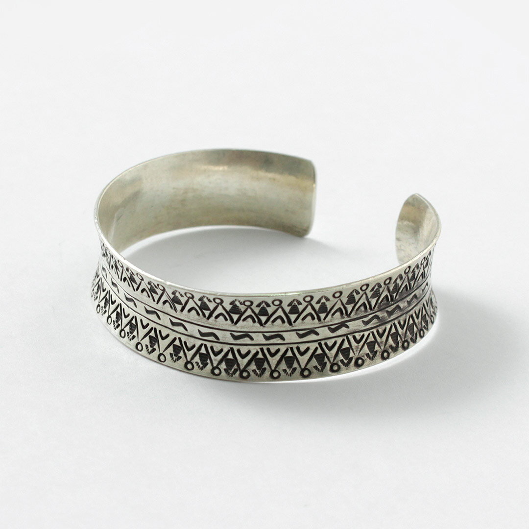 【10％OFFクーポン対象】phaduA（パ・ドゥア） カレンシルバーバングル マウンテンリバー ワイド / メンズ レディース ナバホ族