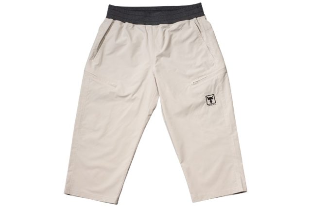 ジャッカル　イージークロップドパンツ　#ベージュ　Sサイズ