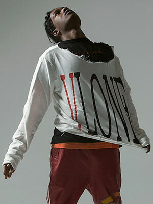 VLONE ヴィーロン ヴィーローン Tシャツ メンズ レディース ユニセックス 長袖 STAPLE LONG SLEEVE SHIRT LS TEE A$AP Mob エイサップモブ ASAP BARI エイサップ バリ Ian Connor カニエ・ウエスト 愛用ブランド STAPLE-LST