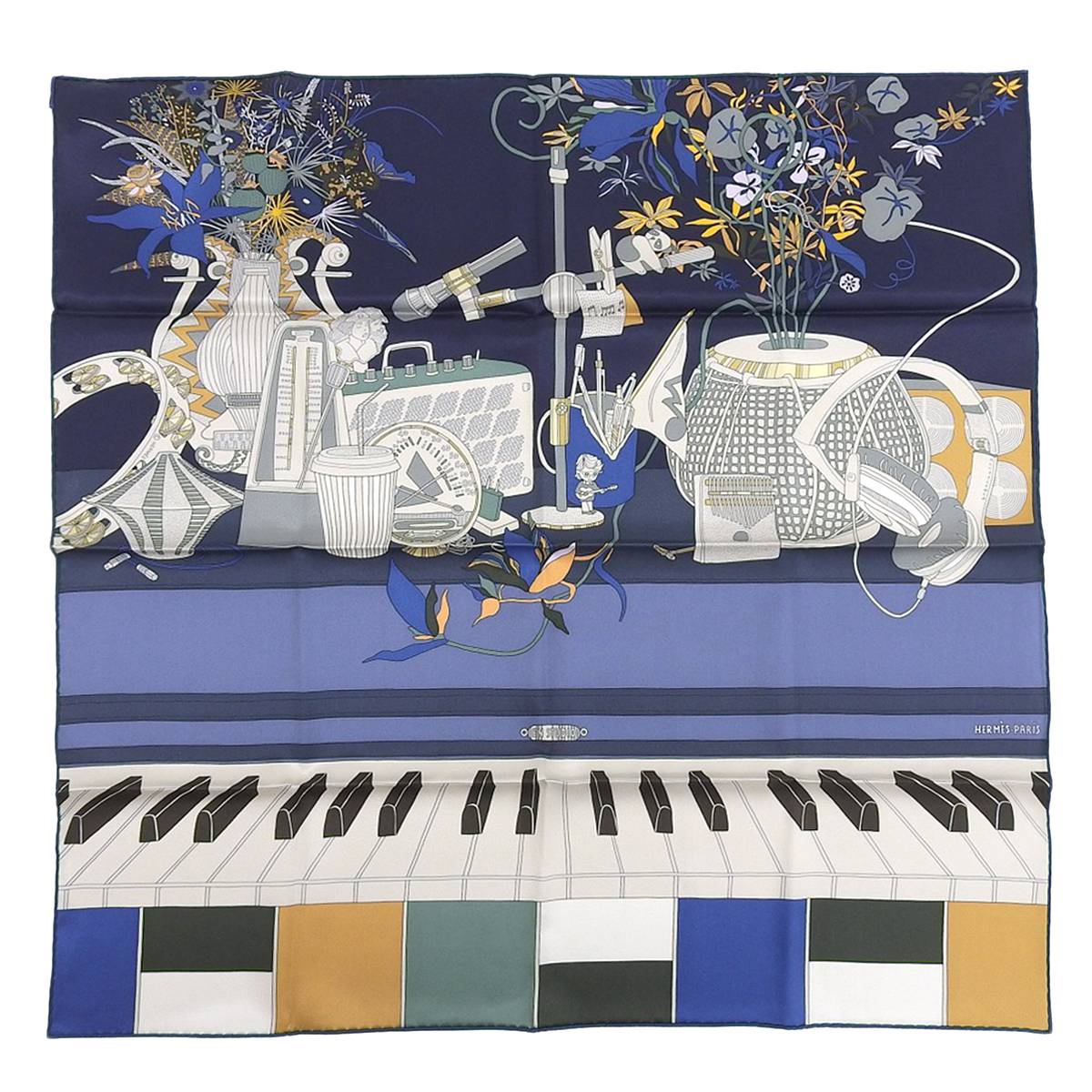 (4241) エルメス HERMES カレ70 EN STUDIO スカーフ シルク ブルーニュイ×ブラン×ヴェール レディース 2023年秋冬コレクション 【中古】のサムネイル