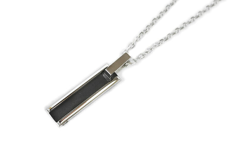 ろーぐすのvie ヴィー ネックレスカラーラインプレートペンダント ブラック　金属アレルギー対応 アレルギーフリー ステンレス N1079BK｜アングル2