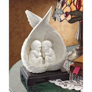 天使の羽に包まれる、双子の赤ちゃん天使（ケルビム）大理石風 彫像 彫刻/ 智天使 カトリック教会 祭壇 プレゼント（輸入品）