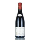 Gevrey Chambertin Vieilles Vignes デレ、シルヴィー、ジュスティス、ジュヌ・ロワからなる村名ジュヴレ・シャンベルタン。このワインも樹齢80年になるヴィエイユ・ヴィーニュである。房も実も小さく、自然に凝縮したワインが生まれる。これぞジュヴレというがっしりしたストラクチャーだが、完熟した果実味がタンニンをオブラートのように包み込み、喉越しは滑らか。 生産者ドゥニ バシュレDenis Bacheletワイン名ジュヴレ シャンベルタン ヴィエイユ ヴィーニュGevrey Chambertin Vieilles Vignesヴィンテージ2020容量750ml解説パーカーポイント: (91 - 93)点予想される飲み頃：NABachelet's 2020 Gevrey-Chambertin Vieilles Vignes once again incorporates his holdings in Les Evocelles, which didn't produce enough grapes to merit a separate vinification. Bursting with aromas of cherries, raspberries, spices and licorice, it's medium to full-bodied, deep and concentrated, with velvety tannins, lively acids and an elegant, seamless profile.(January 2022 Week 3, The Wine Advocate, 21st Jan 2022) 稀少性も相まってカルト的な支持を得ている生産者 ドゥニ バシュレ Denis Bachelet ドゥニ バシュレの畑は4ヘクタール強の小さな畑です。ぶどうの樹齢が高く、収量も多くありません。畑での剪定は厳しく、完璧ではない果実を排除することを徹底しています。この古木から造られるぶどうを除梗し、穏やかな抽出後、木樽に入れて熟成させます。新樽比率はグランクリュでは30-50％、村名クラスでは30-40％ほどです。また、果実の甘みをより効果的に引き出すことができると考え新たな樽会社のものを導入するなど樽の選別も厳密に行っています。さらに、彼らは2014年ヴィンテージから発酵中のパンチダウンの回数を減らすことで、タンニンの抽出をより穏やかにする努力をしています。最近ではビオディナミ農法に転換しました。 また、1つの区画において、優良クローンだけで栽培するのではなく異なる遺伝子を持つぶどうを栽培することによって、収穫時に少し柔軟性を持たせる工夫なども行っています。フィネスと構造的なしなやかさを持つエレガントなスタイルへと、ますます進化し続ける「ドゥニ バシュレ」は稀少性も相まってカルト的な支持を得ています。 ドゥニ バシュレ一覧へ