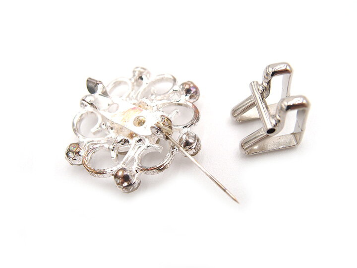 ブローチ帯留め スワロフスキー SWAROVSKI クリスタル シルバー 花 箱付き カジュ...