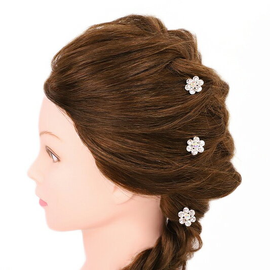 ●サイズ　約6.5cm 　飾り部分 直径 約2cm ●材質　　金属　ラインストーン 中心のみ色付ラインストーン 　　　　　Uピン　3点セット ●色　　　シルバー ●ご利用シーン 結婚式 入学式 卒業式 入園式 卒園式 お宮参り 七五三 浴衣 パーティー 和装・洋装などのフォーマルな衣装にご利用頂けます。 黒留め 色留め 訪問着 色無地 小紋 浴衣 ドレスなどに ●商品説明 キラキラ光る煌きが美しいUピン髪飾り シンプルなので、浴衣、お着物、ドレスに合わせやすいアイテム ヘアスタイルにプラスするだけで、女性らしさを演出します アレンジしたまとめ髪のアクセントにお使いください