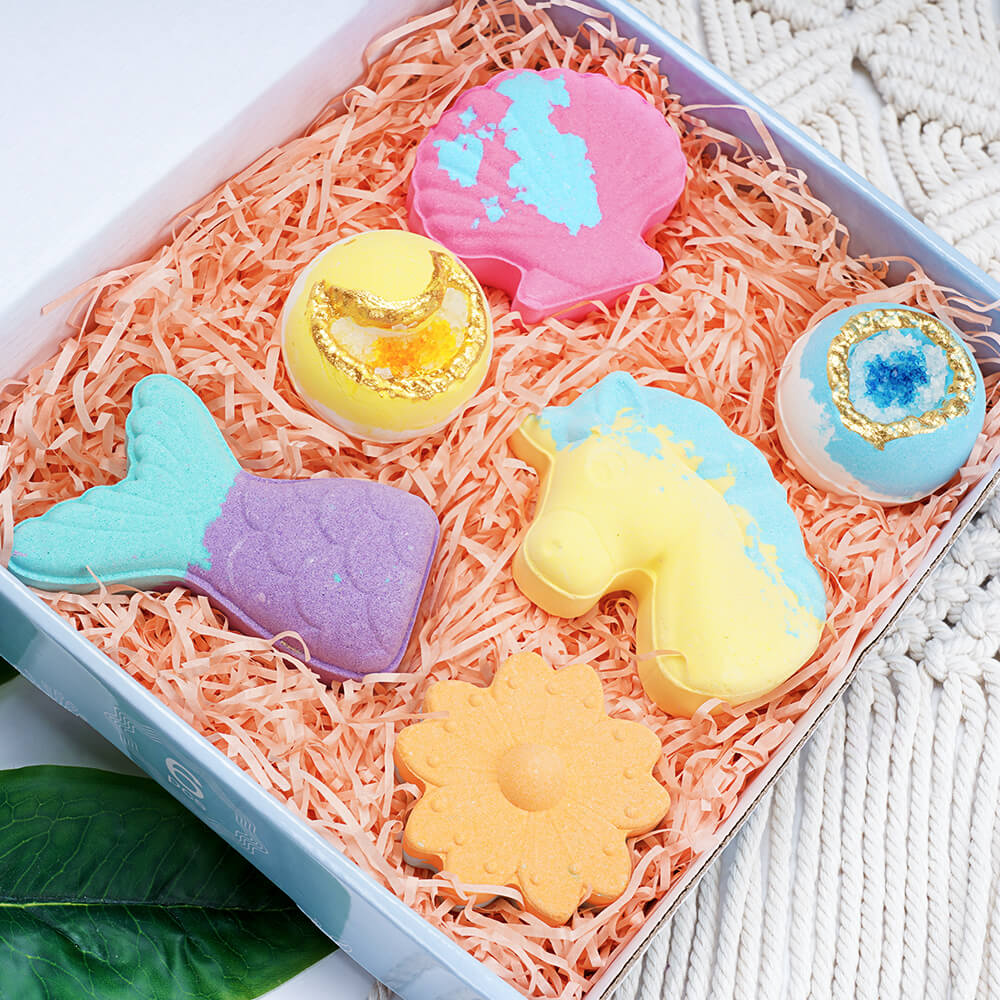 値上げ前に★6/15まで！【無料ラッピング】父の日 プレゼント ギフト 母の日 【2種類選択】【薬機法認証品】6個 入浴剤 バスボム クリスマス プチギフト お祝い 風呂 かわいい 誕生日 プレゼント 贈り物 出産祝い 内祝い バスボール 詰め合わせ年末お祝い 男性 送料無料のサムネイル