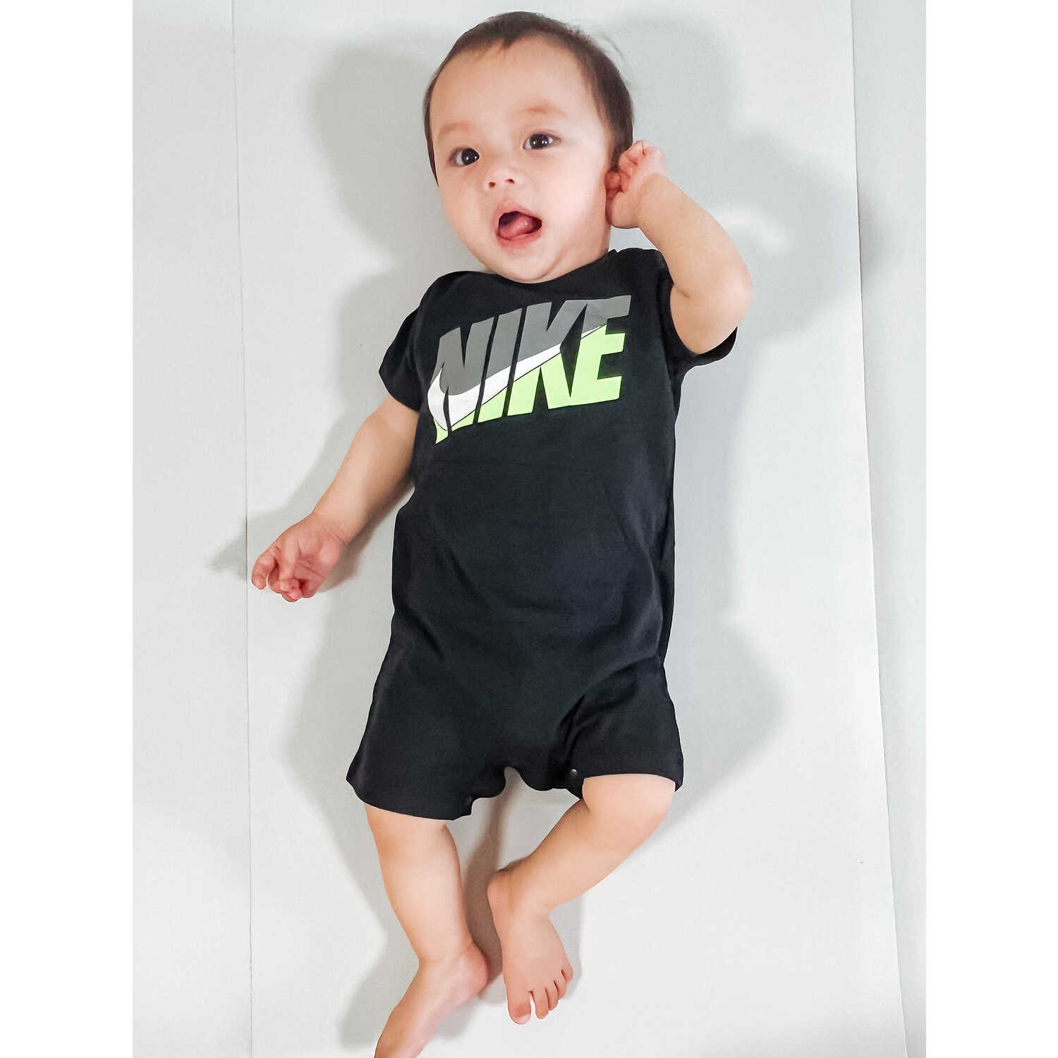 NIKE ナイキ 男の子用 総柄がカワイイ Wild Air 半袖ロンパース 楽天市場】カバーオール 半袖(ブランドナイキ)の通販