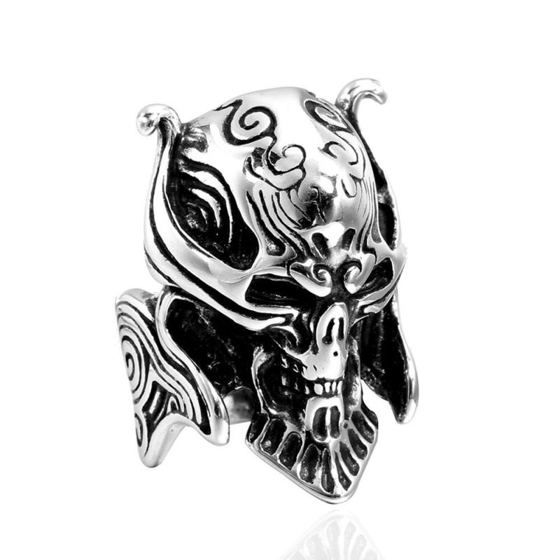 指輪 リング メンズ 男性用 ステンレス製 スカル 牙狼モチーフ 戦士ヘルメット 幾何学模様 スチールカラー シルバー カジュアル ストリートファッション ロックテイスト