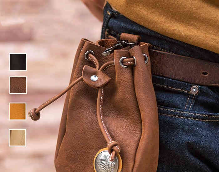 サイズFサイズについての説明サイズ：横14cmマリ幅5cm縦19cm 　　　重量：0.2kg ※サイズはすべて外寸です。マチ幅は、内容量により変化します。 検索キーワード：ウエストバッグ メンズ ヌメレザー ウエストポーチ ブラウン ワンショルダーバッグ 素材牛革色COLOR-A COLOR-B COLOR-C COLOR-D COLOR-E COLOR-F備考 ●サイズ詳細等の測り方はスタッフ間で統一、徹底はしておりますが、実寸は商品によって若干の誤差(1cm〜3cm )がある場合がございますので、予めご了承ください。●製造ロットにより、細部形状の違いや、同色でも色味に多少の誤差が生じます。●パッケージは改良のため予告なく仕様を変更する場合があります。▼商品の色は、撮影時の光や、お客様のモニターの色具合などにより、実際の商品と異なる場合がございます。あらかじめ、ご了承ください。▼生地の特性上、やや匂いが強く感じられるものもございます。数日のご使用や陰干しなどで気になる匂いはほとんど感じられなくなります。▼同じ商品でも生産時期により形やサイズ、カラーに多少の誤差が生じる場合もございます。▼