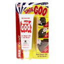 SHOE GOO シューグー　シューズ強力補修剤　100g お気に入りの靴が自分で簡単に修理できる強力補修剤♪ 誰でも簡単に自分の靴などの修理や補修ができます。 用途 ●磨り減った靴底の補修、修理 ●靴底にあいてしまた穴を防ぐ ●※固まるとゴムのようになります。 ●剥がれてしまたパーツやソール張替え ●靴底の滑り止め ●靴以外様々な素材に使用できます ●使用出来る素材：ゴム、木、金属、ガラス、コンクリートなど 色 黒・白・自然色(輪ゴム色) 内容量 100g 製造国 アメリカ 広告文責 株式会社ルーマニア/03-5876-8031