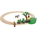 BRIO　ブリオ レールウェイ　サファリサークルセット　33720 サファリレールでサバンナを冒険しましょう 子どもの創造力を刺激するレールウェイ。想像力がある限りレイアウトの可能性は無限です。 おさるさんがワゴンから食べ物を取ろうとしています。サファリワゴンと機関車がセットになっています。乗り物、動物が好きな子どもたちの夢のパークです。 商品名 BRIO　ブリオ　レールウェイ　サファリサークルセット　33720 型番 33720 製品サイズ 長さ×奥行：約446×480mm 個装サイズ 約365×194×60mm 素材・材質 ブナ材、他※2014年より、BRIOの木製玩具には、FSC森林管理認証を受けた木材のみを使用しています。 対象年齢 1歳半〜 メーカー ブリオジャパン株式会社 広告文責 株式会社ルーマニア/03-5876-8031 【メーカー：BRIO ブリオ】【レールウェイ】