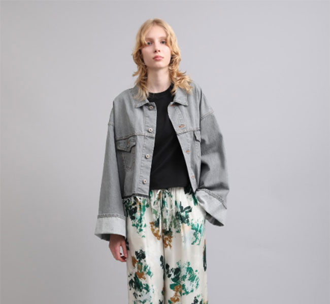 樂天商城 - SACRA サクラ 126104032 クロップドデニムジャケット グレー AUTHENTIC DENIM JACKET