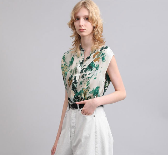 樂天商城 - SACRA サクラ 126115071 ブラードフローラトップ BLURRED FLORA TOP