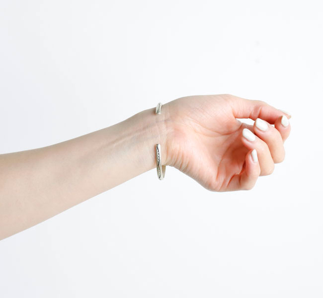 indian jewelry インディアンジュエリー ナバホ シルバー925B バングル スタンプワ...