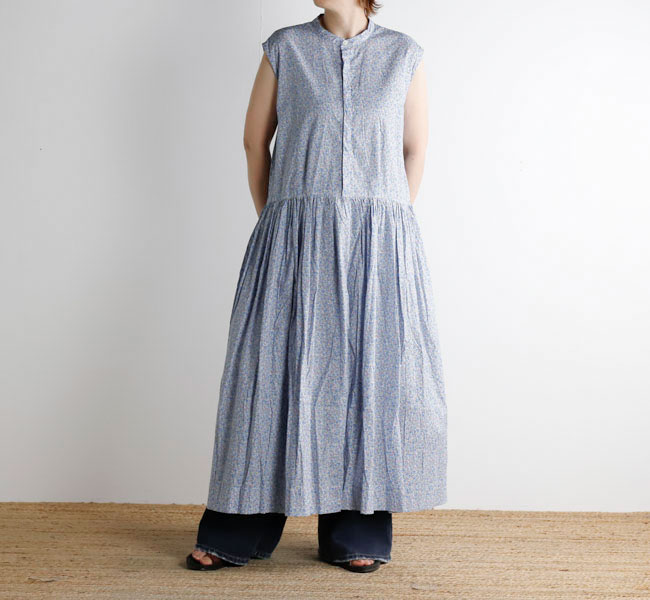 Rakuten - Veritecoeur ヴェリテクール VC-2848 LIBERTY PRINT ノースリーブワンピース