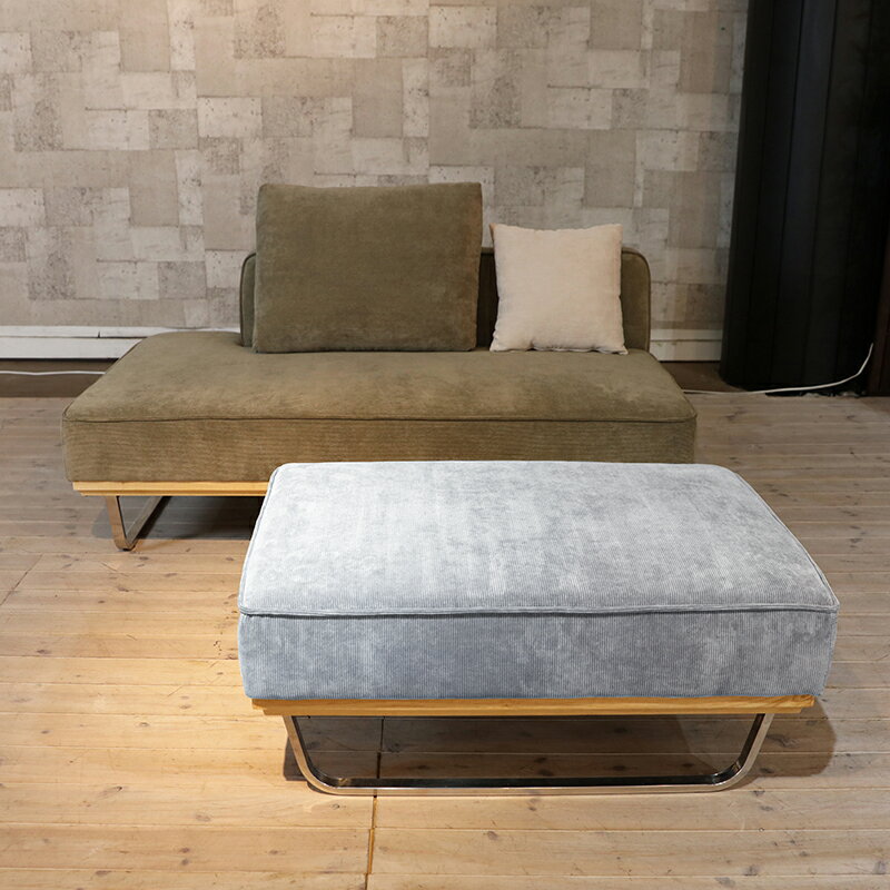 最大10,000円クーポン【ミックス張地タイプ】商品名| MJD-2PST 二人掛けソファーとスツールのセットカラー| ダークグリーン色/ブルーグレー色材 料| ポリエステル 布張り/スエード調 スチール脚北欧 完成品 大小クッション2個セット [2]