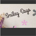 ウォールステッカー おしゃれ 北欧 カフェ風 インテリアシール　『smiley days』（転写式） 英文 レタリング こども KIDS 北欧　壁紙　リフォーム 子供部屋 カフェ風 ミニフラワー 花キャッシュレス5％還元