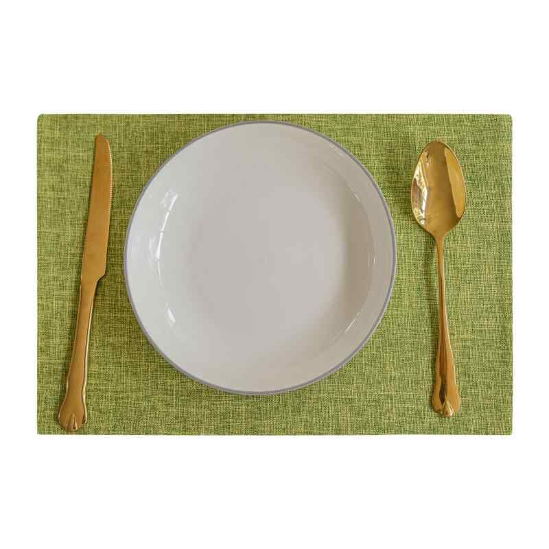 Demetex Sage Green ランチョンマット 布製 綿麻 マット 二層生地縫製 無地 和風 柔軟性 厚手 断熱 滑り止め お手入れ簡単 丸洗い キッチン 飾り 家庭用 レストラン用 部屋 食堂 ホテル 幼稚園 家サイズ：約48cm x 33cm。 市販のランチョンマットをいくつか比較した結果、最終的に48cm x 33cm サイズが最適であると判断しました。このサイズは通常のランチョンマットよりも大きいため、より多くの料理を入れることができ、食べる儀式の感覚に満ちています素材: ポリエステル100％ 。布地製品ですので数ミリ程度の誤差がある場合がございますが、ご了承ください機能：織物の手工芸的な味わいがあり、とても優しい仕上がりの厚手ランチョンマットです。生地を2枚合わせで縫製することにより、丈夫で耐久性に優れたものとして長くご愛用いただけます。柔らかいため使わないときは折りたたんだり丸めたりして、コンパクトに収納可能です。環境に優しく、耐熱性が高く、断熱ができて、テーブルを傷付けることなくしっかり保護できます使用場所：普段の食卓はもちろん、キッチン、ホテル、幼稚園、家庭などの場所も使えます。上品な光沢感のある素材が華やかな雰囲気をプラスしてくれます。ダイニングテーブルにぴったりの美しくスタイリッシュなプレースマットは、キッチンテーブル、レストラン、クラブなどに楽しさを加えます。さまざまな色からお選びいただけます清潔：洗濯機で丸洗いOK