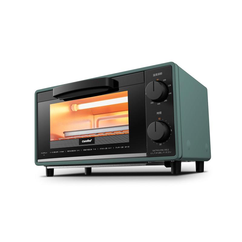 COMFEE' トースター 2枚焼き オーブントースター 8L 庫内広い 上下ヒーター 最大1000W 高火力 15分タイマー搭載 受け皿付き 一人暮らし用 コンパクト設計 お手入れ簡単 CF-CD083【商品仕様】COMFEE' オーブントースター：コンパクトなサイズ:幅36.4x奥行19.8x高さ20.7cm、約2.7Kg容量:8L、トースト2枚焼き 電源:AC100V 最大出力：1,000W タイマー:最大15分加熱モード：遠赤外線温度調整範囲：80℃～230℃電源コード長さ：1.1m付属品:パンくずトレイ・受け皿・日本語取扱説明書 製品期間：一年間【おいしくやける】食材によってダイヤルで焼き上げ温度と調理時間を細かく設定可能。上下2つの高火力ヒーターにより、外側を焦がすことなく内側をしっかりと焼き上げることができます。忙しい朝でも簡単に美味しい朝食が作れます。【一人暮らしに最適】本オープントースターは全体的にコンパクトですが、庫内には2枚のトーストを同時に焼けるだけのスペースがあります。レンジ台にも設置できる省スペース設計になっています。【使い勝手よい】温度・タイマー調整はつまみを回すだけで実現できます。それに、スライドオーブンドア設計で、扉を開けると、焼き網が手前へスライドしてくるので、焼きピザーなどが取り出しやすい。また、脱着式の焼き網・パンくずトレーなどの部品は簡単に着脱でき、お手入れや掃除がしやすいモデルです。【幅広いメニュー対応】トースト、グラタンなどの通常メニューはドアに目安く記載しており、初利用の方でも簡単に焼けます。また、火力や時間の調整より、お肉や魚などの料理もできます。