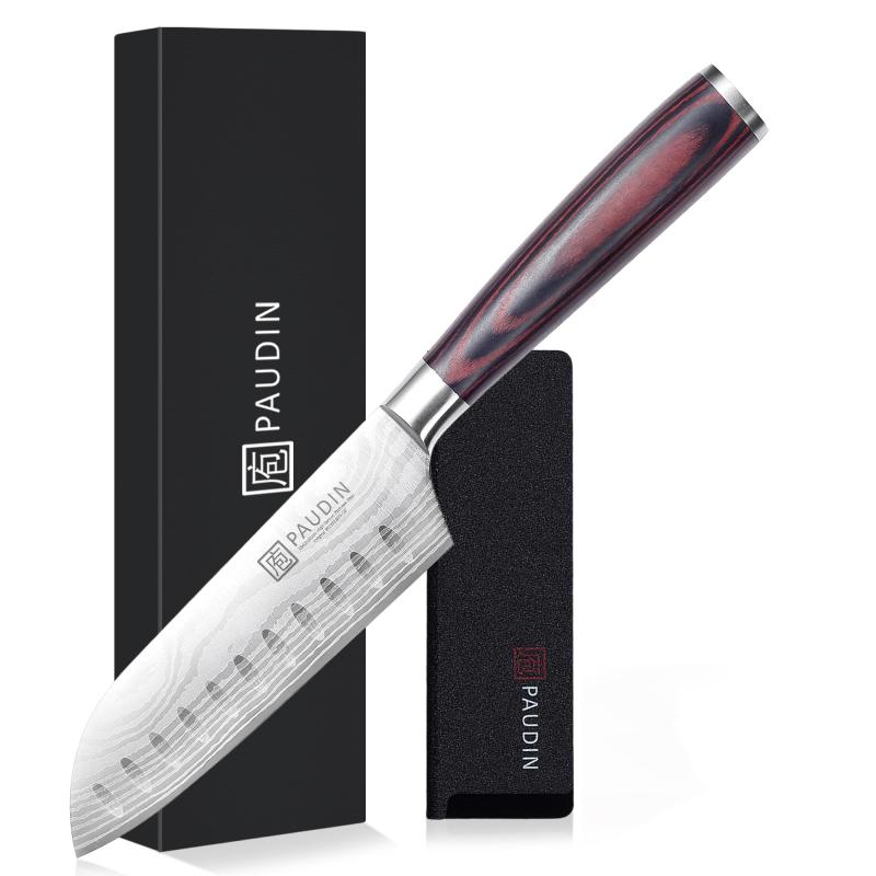 PAUDIN 三徳包丁 小型 130mm 万能包丁 シェフナイフ 高炭素ステンレス鋼 デポット加工 木製ハンドル 切れ味良い 肉・魚・野菜対応 キッチンナイフ 家庭用 贈り物【高炭素ステンレス高級包丁】 パウディンの包丁は、5Cr15Movの高炭素ステンレス鋼が使用された三徳ナイフ。食材の風味や口当たりをそのまま伝えくれ、耐摩耗性も優れて、切れ味が長持ちします。柄の部分には、強度の高さと優れた耐久性を謳った木製材料が使用されています。お肉、魚、野菜、果物をはじめ、さまざまな食材に対応する万能包丁です。【和洋融合の最適化された刃形設計】 西洋ナイフの万能性 × 刀の切れ味 野菜の微細な千切りから肉のブロック切りまで一本で対応。刃角は14°-16°で、食材を傷めず美しい断面が料理の見栄えをアップ。欧州メーカーの分厚い刃付きや安価品の薄刃過ぎる設計より、多用途性と耐久性を両立。左右どちらの手でも使いやすい両刃タイプです。【基本仕様】 全長：255mm、刃渡り：130mm、重さ：127g。バランスの取れたサイズと重量で、使い手にとって扱いやすい理想的なサイズ感です。長時間の料理作業でも手や腕への負担を軽減し、快適な作業環境を提供します。さらに、シンプルで清潔なデザインは、使いやすさと衛生的な面を両立しています。その使い勝手と清潔さにより、プロの料理人から料理初心者まで幅広い層に愛用されています。【両刃包丁】 この三徳包丁は、左右どちらの手でも使いやすいデザインが特徴です。刃角は14°-16°で、食材を素早く綺麗に切ることができます。の伝統的な包丁製法に基づき、高品質な素材で製造されています。料理の際に、使いやすさと効率性を求める方に最適です。PAUDINの包丁は「買って終わり」ではありません。万が一の製造不具合にも、購入後365日間ので安心 さらに、専任のカスタマーサポートチームが、包丁の手入れ方法やお手入れに関するご質問に迅速・丁寧にお答えします。 「もし切れ味が落ちたら？」「正しいお手入れ方法は？」といった不安を解消し、長く愛用するためのサポート体制が整っています。