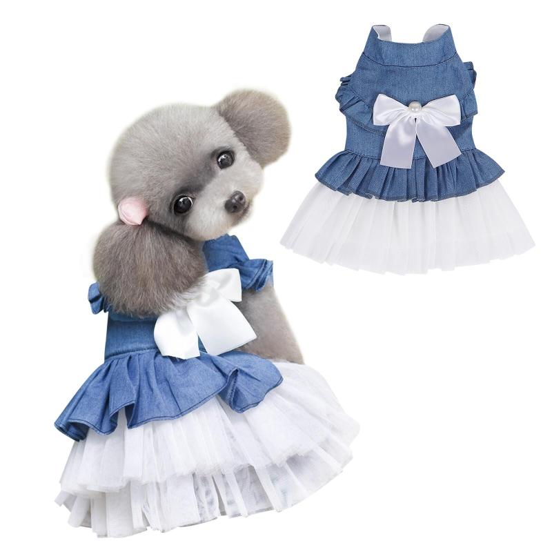 Jimjis 犬服 ワンピース 春夏 通気 お姫様 ドレス スカート 袖なし 薄手 軽量 小型犬 猫 ペット服 犬の服 猫の服 小型犬 中型犬 洋服 脱毛保護 (ホワイト, L)『機能性の高いもの』犬・猫に着せるペット服は寒さ対策・汚れ防止・抜け毛対策になり人気があります。通気性抜群に優れ素材で、夏でも快適に着用することができます。『小型の犬猫兼用のペット服』柔らかいポリエステルで作られたペット服で、犬・猫など小型のペットに着せけて、ペットを暖かく守ってくれます。袖がないので季節を問わずに着れます。『洗濯可、長期間使用可』ペットも汗をかくことがあり、犬などは気をつけていても散歩中に汚れたりします。この犬ワンピースは洗濯しても破れたりほつれたりしないペット服で、快適に長期間使用することができます。『お姫様風デザイン』お姫様風のデザインで、シンプルで着やすいのタイプ、おしゃれと安全性を兼ね備えます。夏でも外遊び大好きなワンちゃんに、可愛いサマーウエアは欠かせません。『夏に大活躍なワンピース』サイズはSからXLまでの4サイズがあり、ワンちゃんの体に合わせてお選びいただけます。結婚式、記念日パーティー、特別な写真など、御家族のペットさんにも特別なお洋服で参加できます。