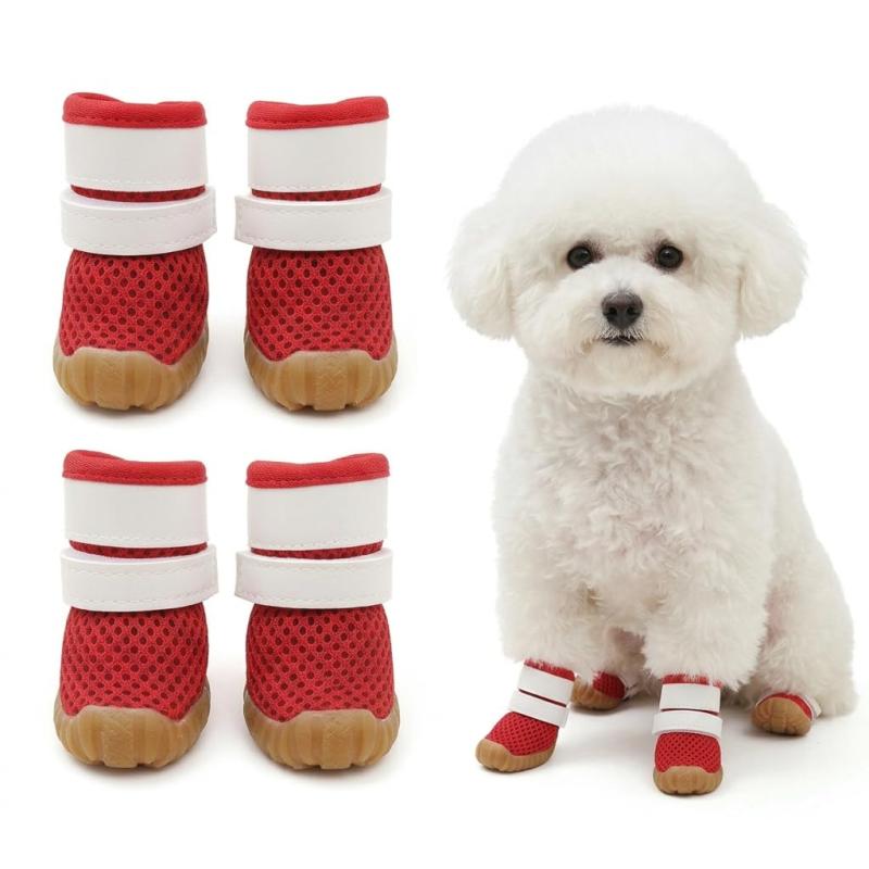 Rakuten - 【帰宅後足拭き不要】犬靴 犬用 通気性シューズ 滑り止めゴム底 マジックテープでしっかり固定 5サイズ 多色 体重1.5〜9kg対応 (レッド, M)