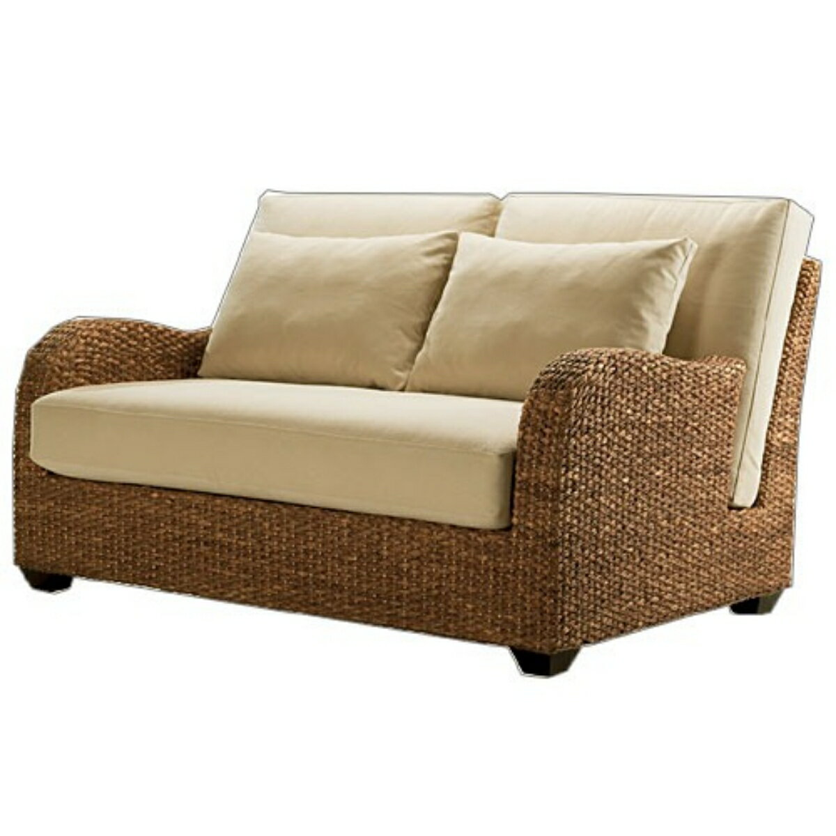 Comment -説明- アームと背もたれの間にスリットを入れました！スリットの間にクッションをはさみ込み、固定させています。座面の広いキングサイズソファなので、本を読んだり、ホームシアターで映画を観たりするのにもピッタリ！！ ※詳しい納期...