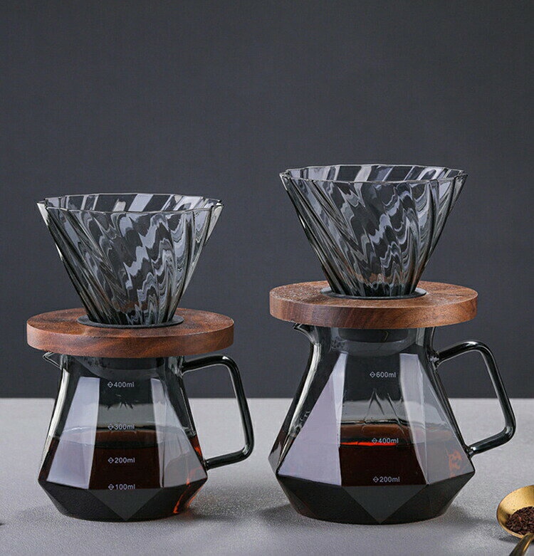 ルーツのコーヒードリッパー コーヒードリッパーセットコーヒーサーバー コーヒードリップ器具 コーヒーサーバーセット おしゃれ 木製ホルダー 耐熱ガラス ハンドドリップ ダイヤモンド 400ml 600ml｜アングル3