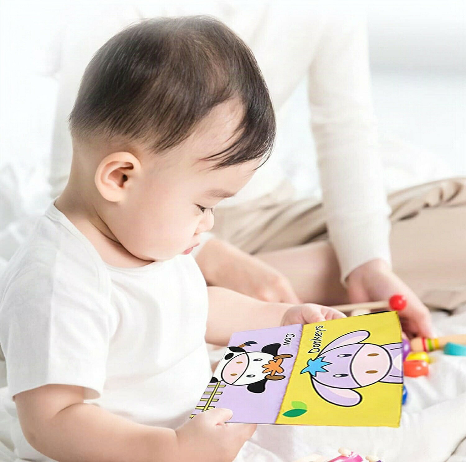 おなかタイムミラー おしゃぶり付き折り畳み布本 ハイコントラスト白黒おもちゃ お...
